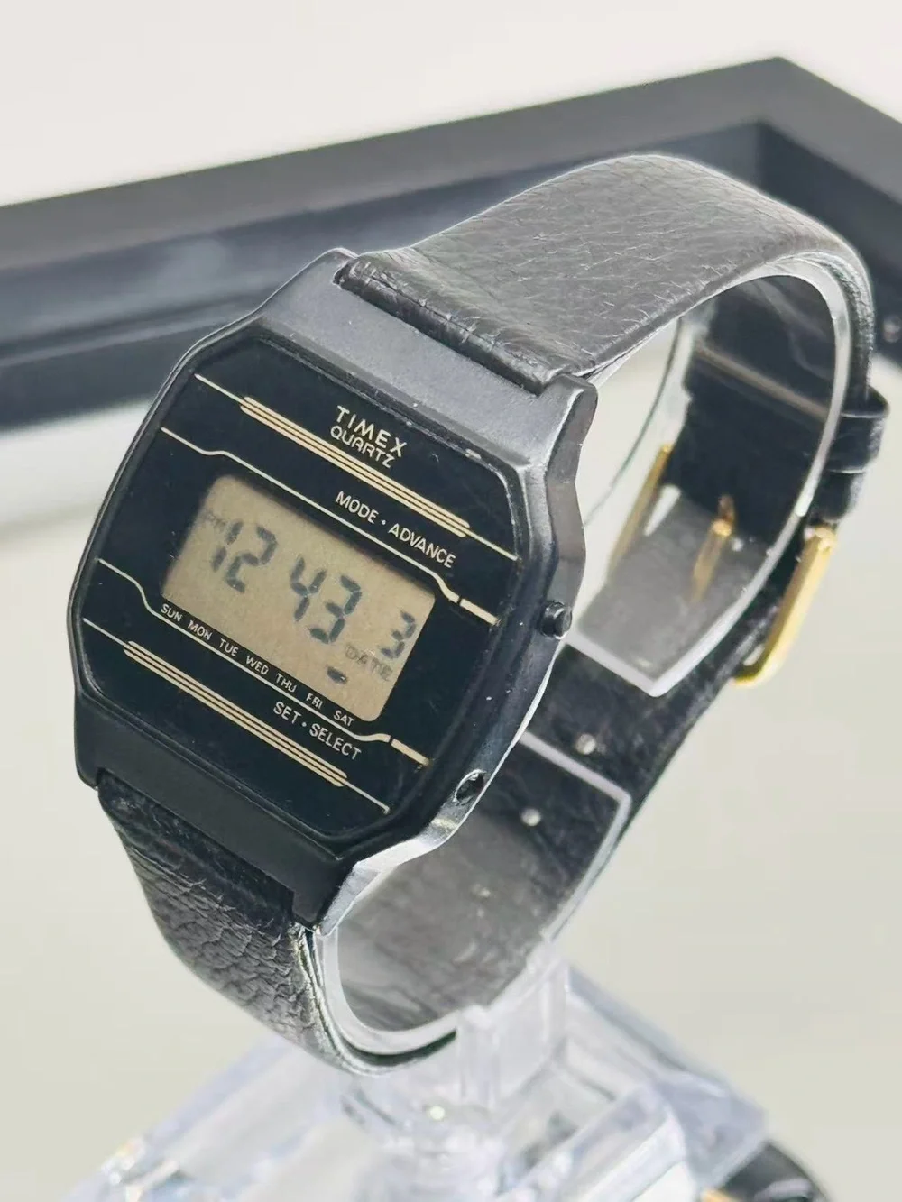 Vintage Timex Quartz LCD Digital Men Watch Black 35mm New Battery Working